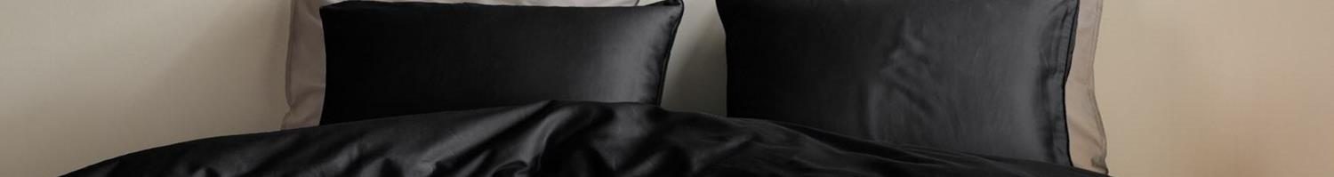 Housse de couette noire
