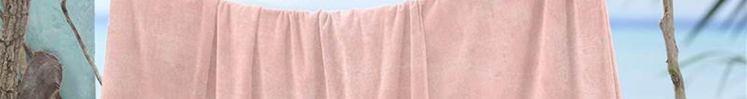 Serviettes de plage roses
