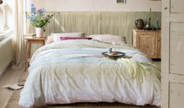 ffrez-vous une bonne nuit de sommeil avec notre sélection de housses de couette de qualité ! Confectionnées à partir des plus belles matières, en toutes les tailles et toutes les couleurs.