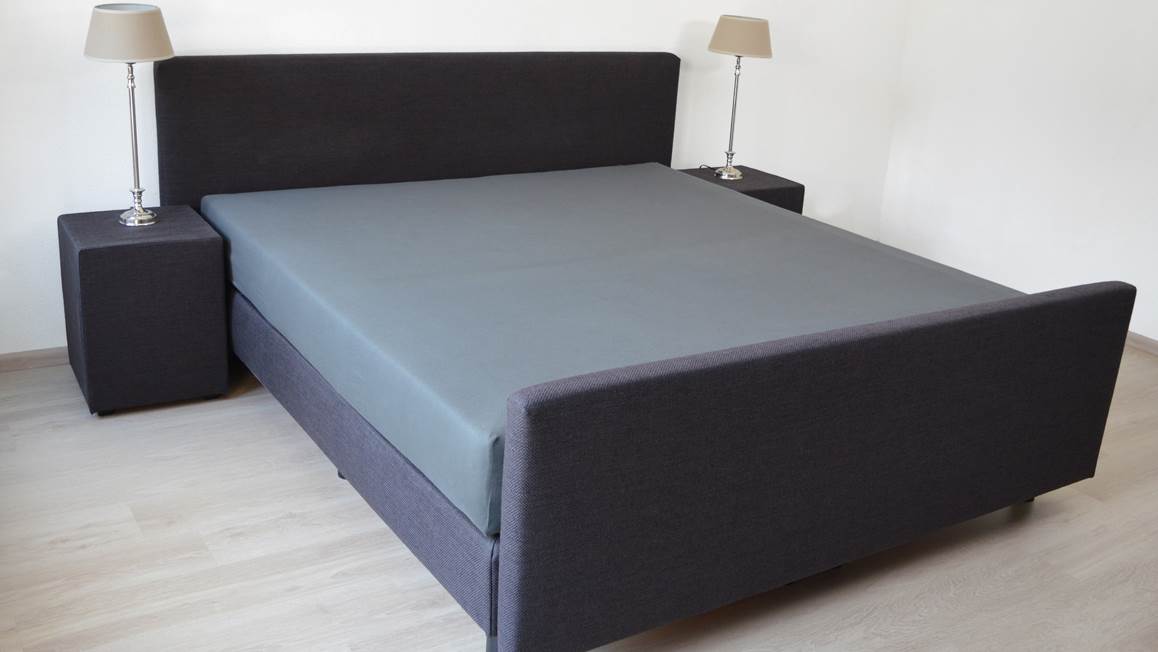 Snoozing drap-housse velours
