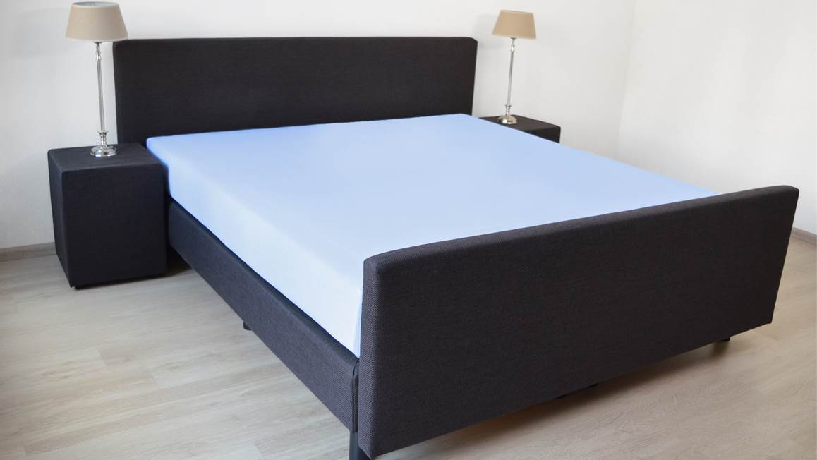 Snoozing drap-housse velours