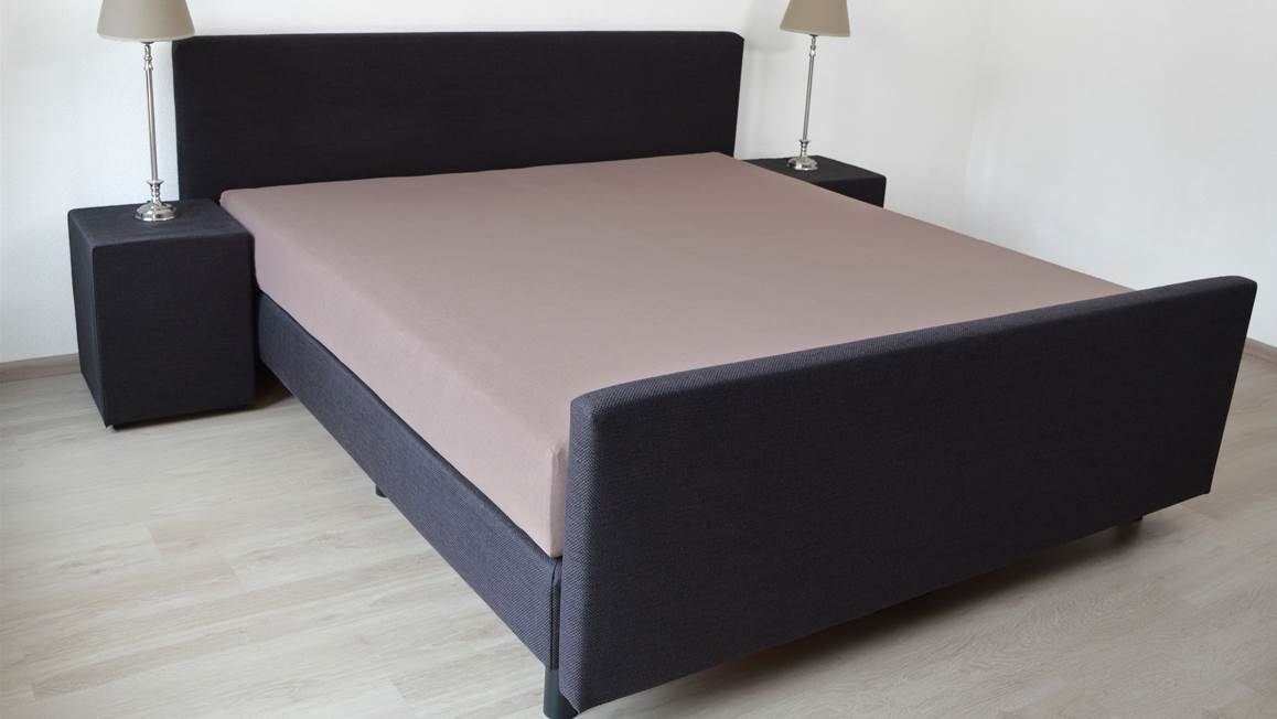 Snoozing drap-housse velours
