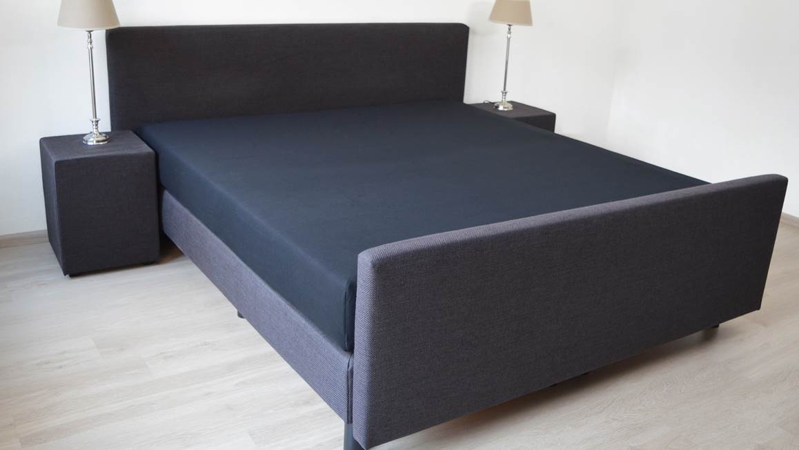 Snoozing drap-housse velours