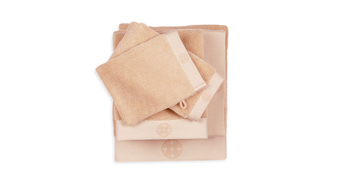 Kayori Taoru linge de bain