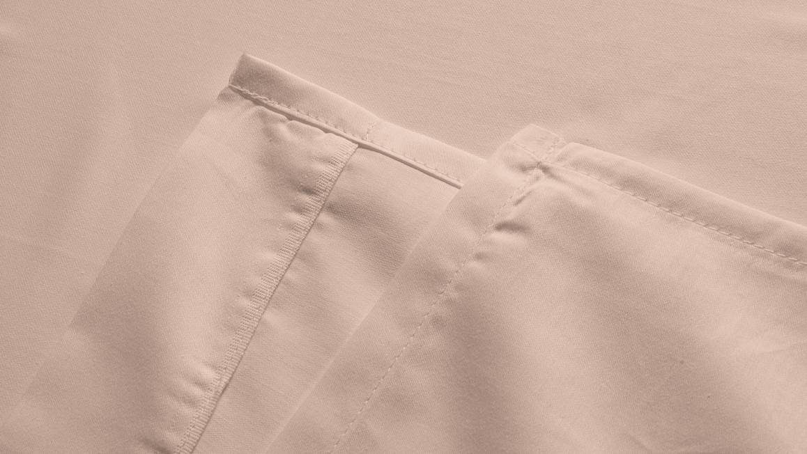 Snoozing drap satin