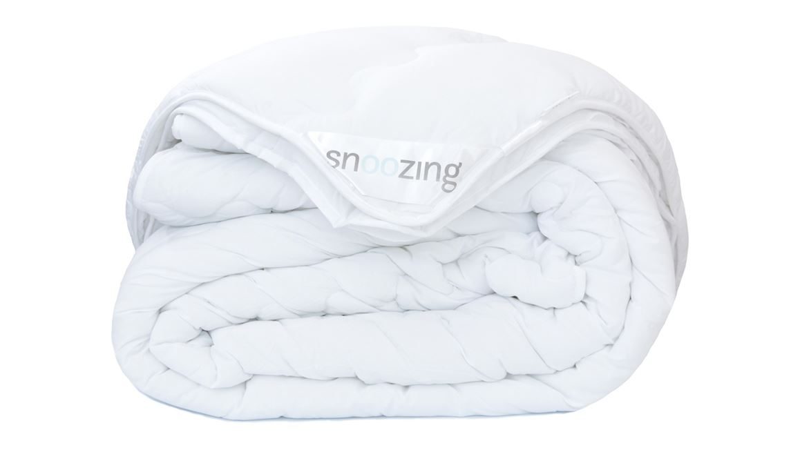 Snoozing Swiss Dreams couette 4 saisons synthétique