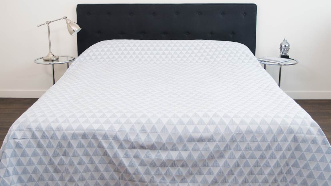 Snoozing Emma couvre-lit gris bleu