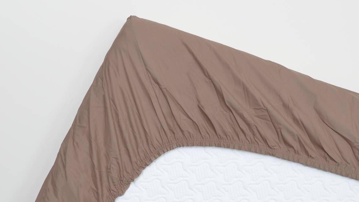 Snoozing drap-housse satin