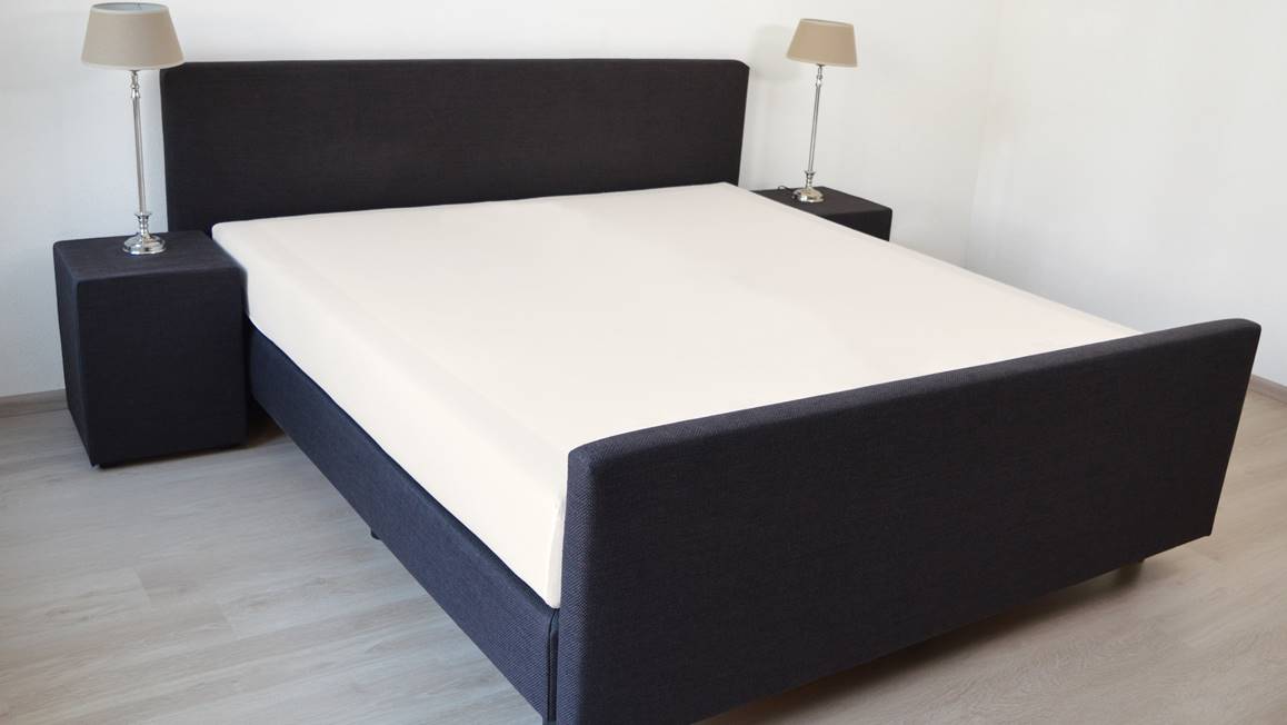 Snoozing drap-housse grand bonnet satin