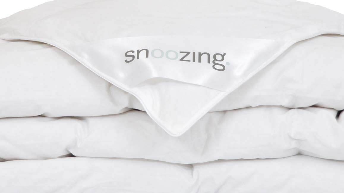 Snoozing Olympus couette été duvet 