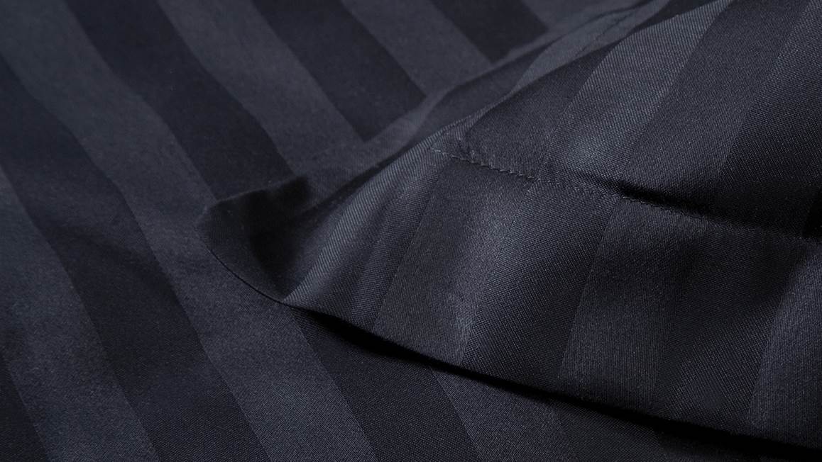 Damai Linea housse de couette noir