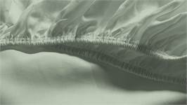 Snoozing drap-housse satin