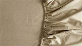 Kayori Saya drap-housse grand bonnet satin