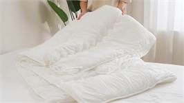 Snoozing Swiss Dreams couette hiver synthétique