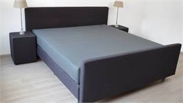 Snoozing drap-housse satin